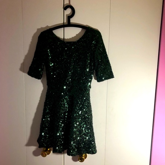 French Connection | Dresses | French Connection Like New Green Sequin Dress | Poshmark French Connection | Dresses | French Connection Like New Green Sequin Dress | Poshmark